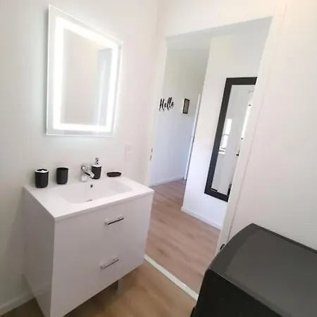 Le Mediterraneen *t2 Apartament *